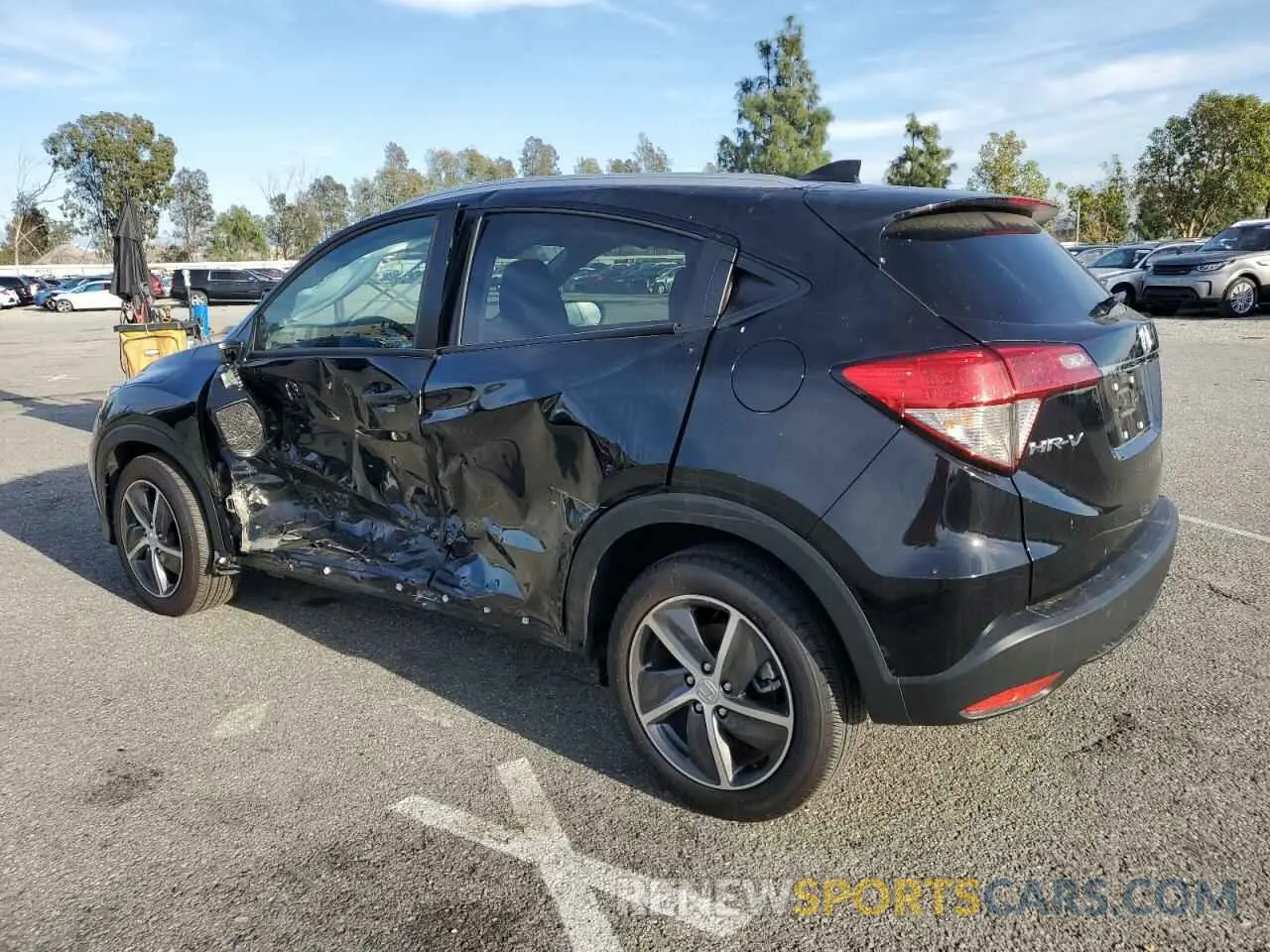 2 Photograph of a damaged car 3CZRU5H57NM724596 HONDA HR-V 2022