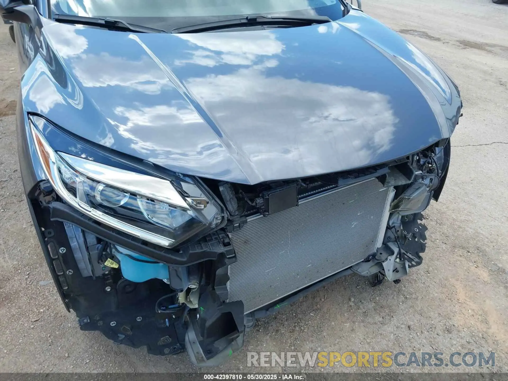 6 Photograph of a damaged car 3CZRU5H58NM743268 HONDA HR-V 2022