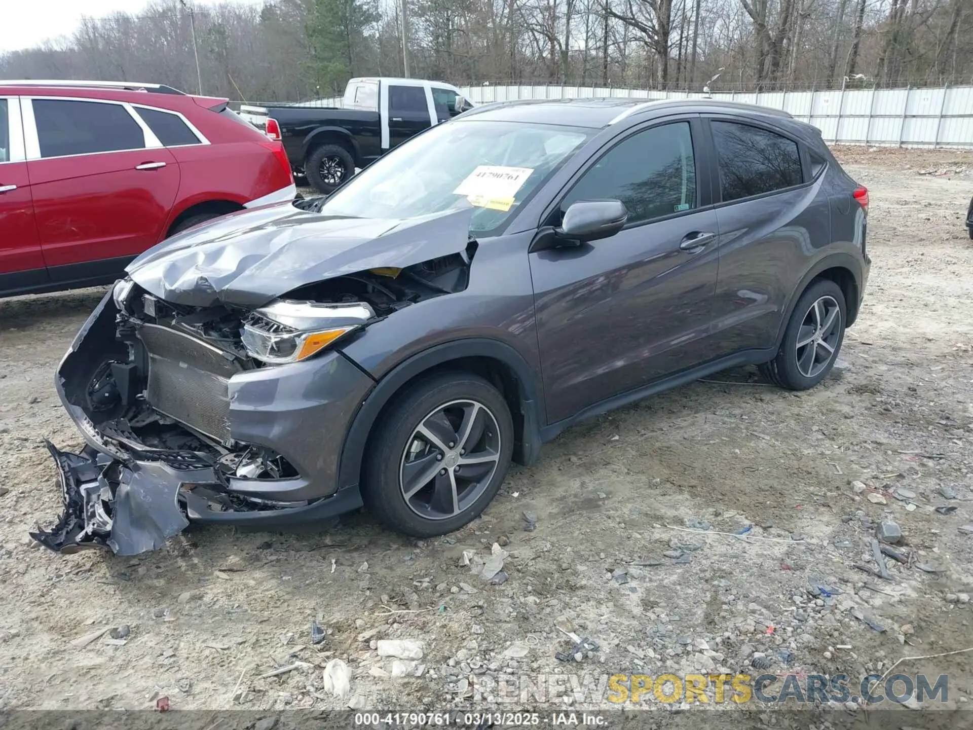 2 Photograph of a damaged car 3CZRU5H58NM744534 HONDA HR-V 2022