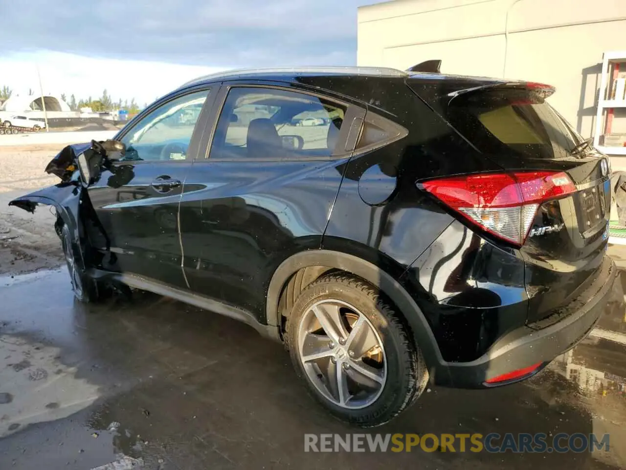 2 Photograph of a damaged car 3CZRU5H59NM728584 HONDA HR-V 2022