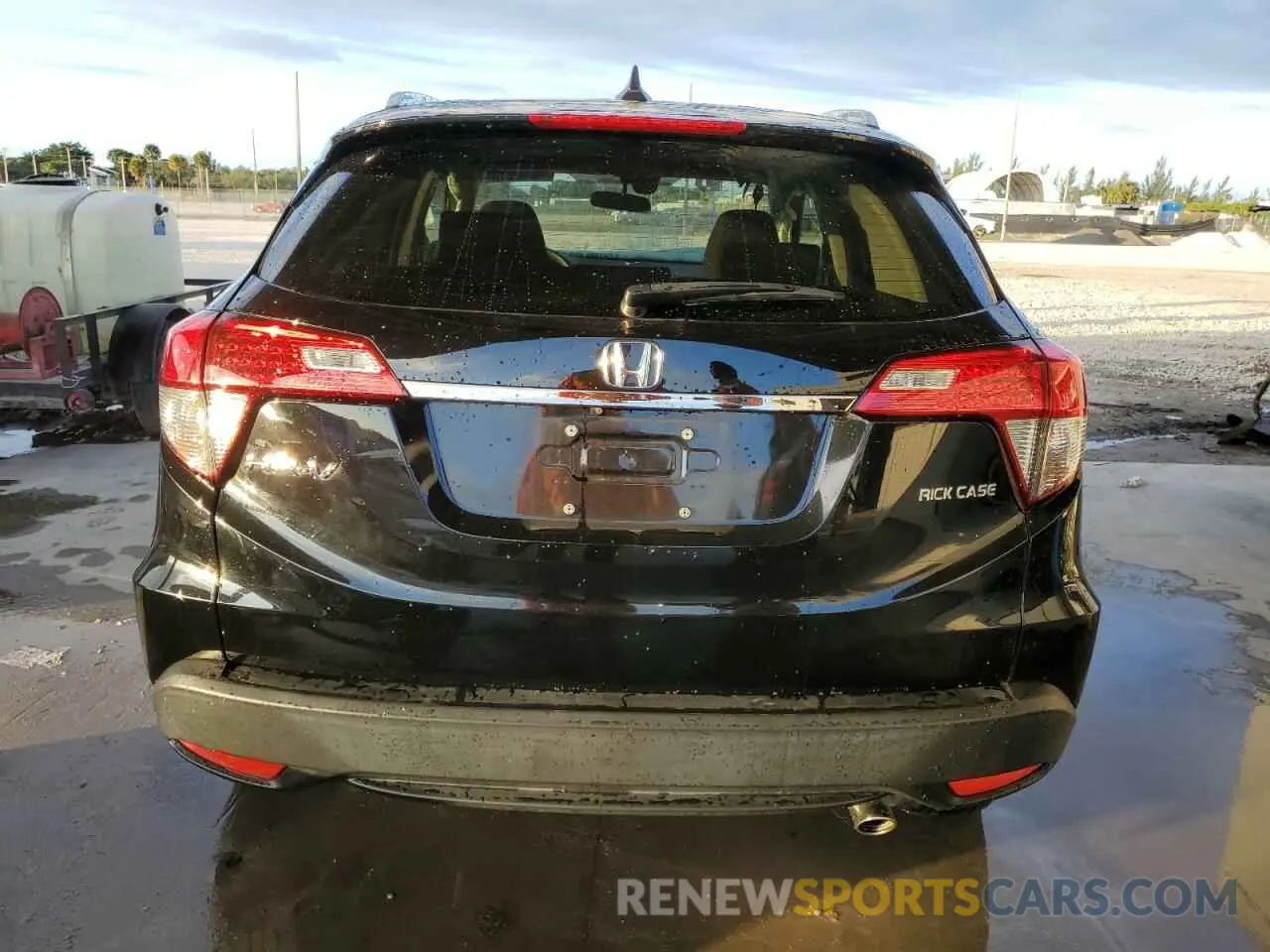6 Photograph of a damaged car 3CZRU5H59NM728584 HONDA HR-V 2022