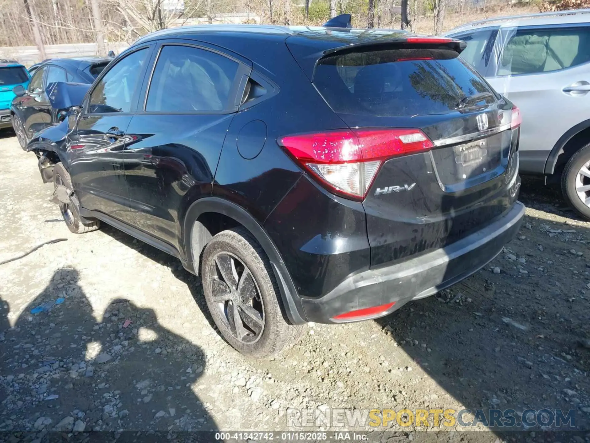 3 Photograph of a damaged car 3CZRU5H5XNM708621 HONDA HR-V 2022