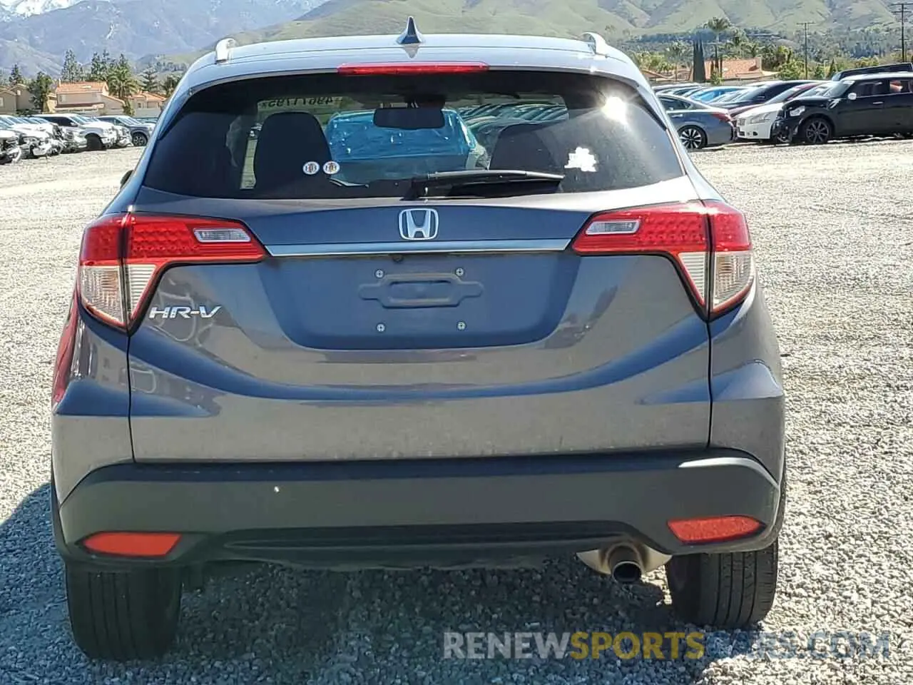 6 Photograph of a damaged car 3CZRU5H70NM725493 HONDA HR-V 2022