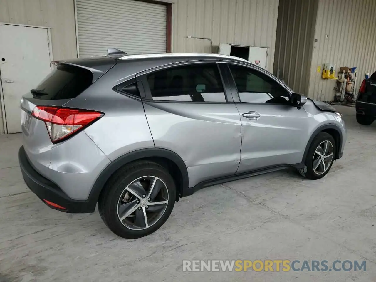 3 Photograph of a damaged car 3CZRU5H74NM736142 HONDA HR-V 2022