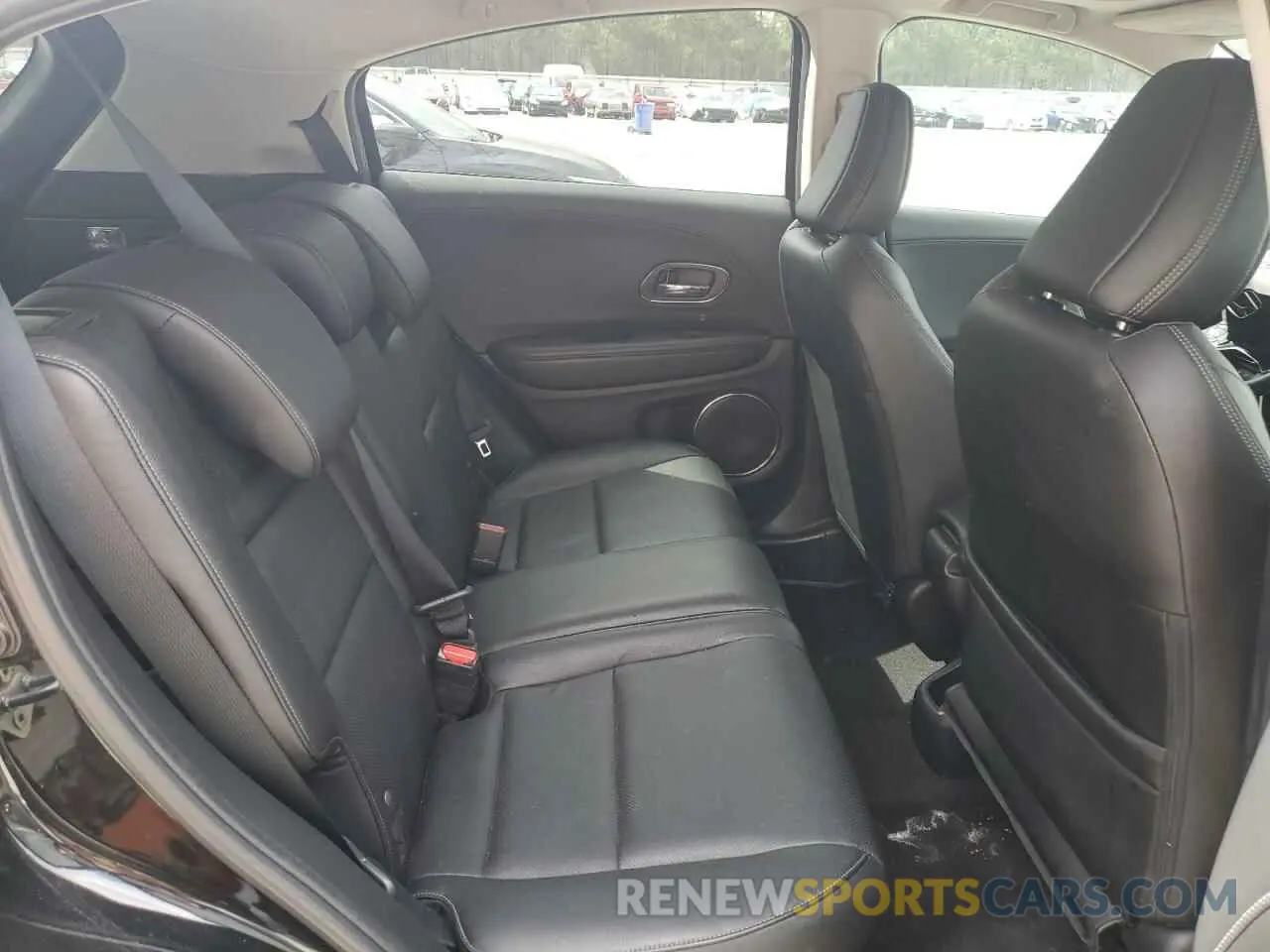 10 Photograph of a damaged car 3CZRU5H75NM715557 HONDA HR-V 2022