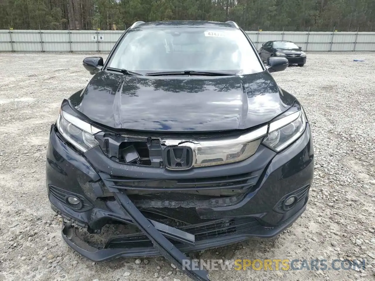 5 Photograph of a damaged car 3CZRU5H75NM715557 HONDA HR-V 2022