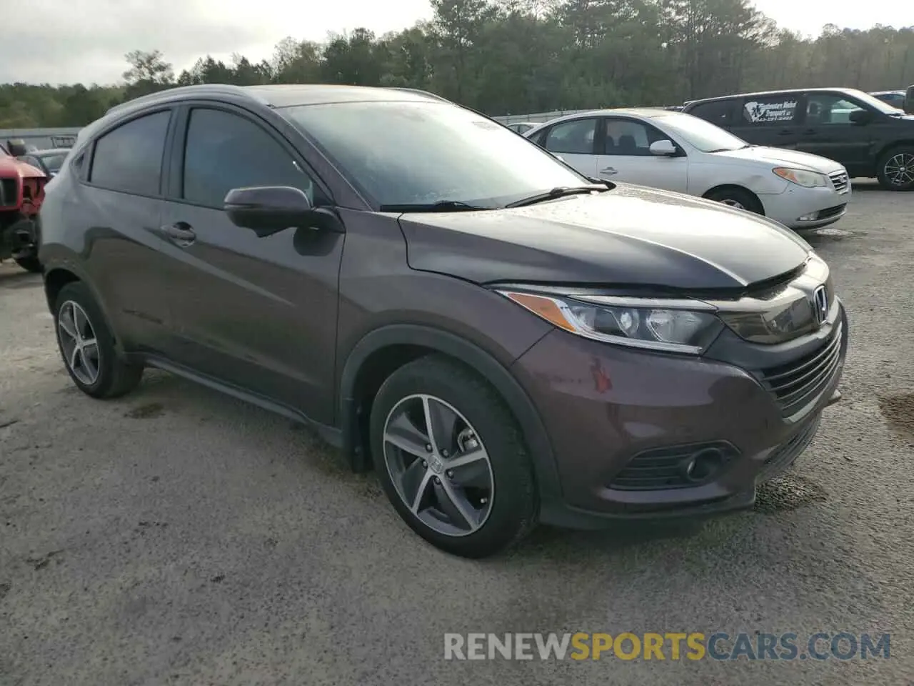 4 Photograph of a damaged car 3CZRU5H77NM732067 HONDA HR-V 2022