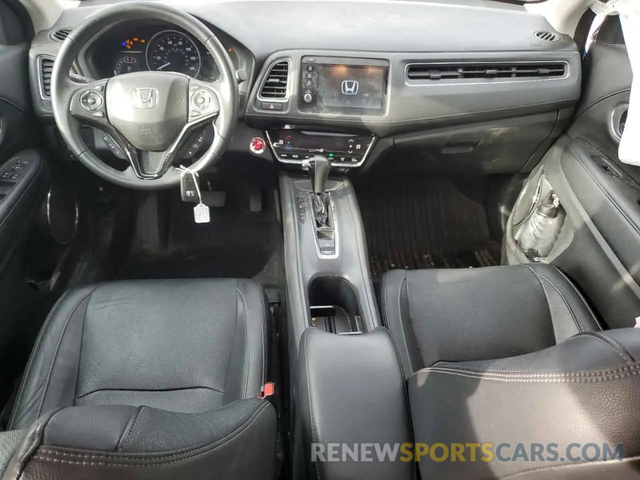 8 Photograph of a damaged car 3CZRU5H78NM723426 HONDA HR-V 2022