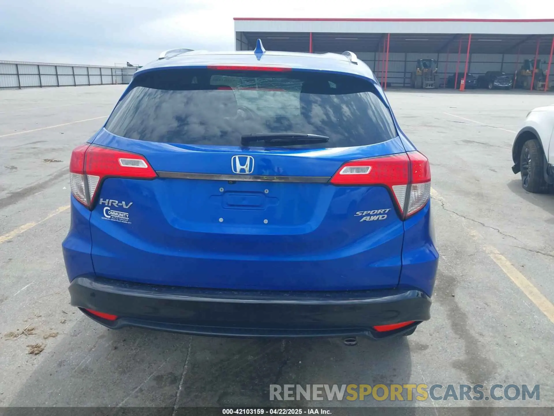 16 Photograph of a damaged car 3CZRU6H11NM725214 HONDA HR-V 2022
