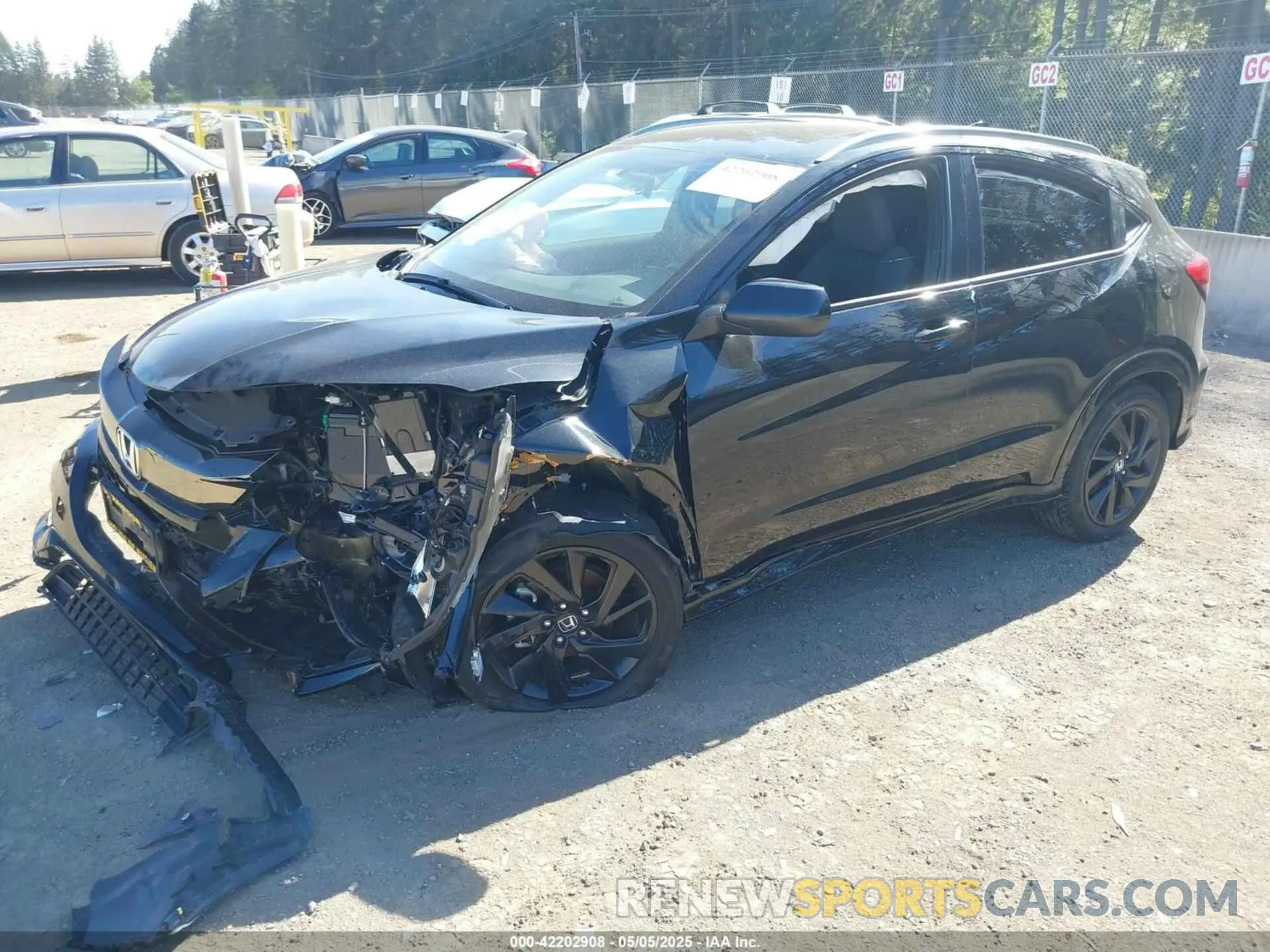 2 Photograph of a damaged car 3CZRU6H11NM731885 HONDA HR-V 2022