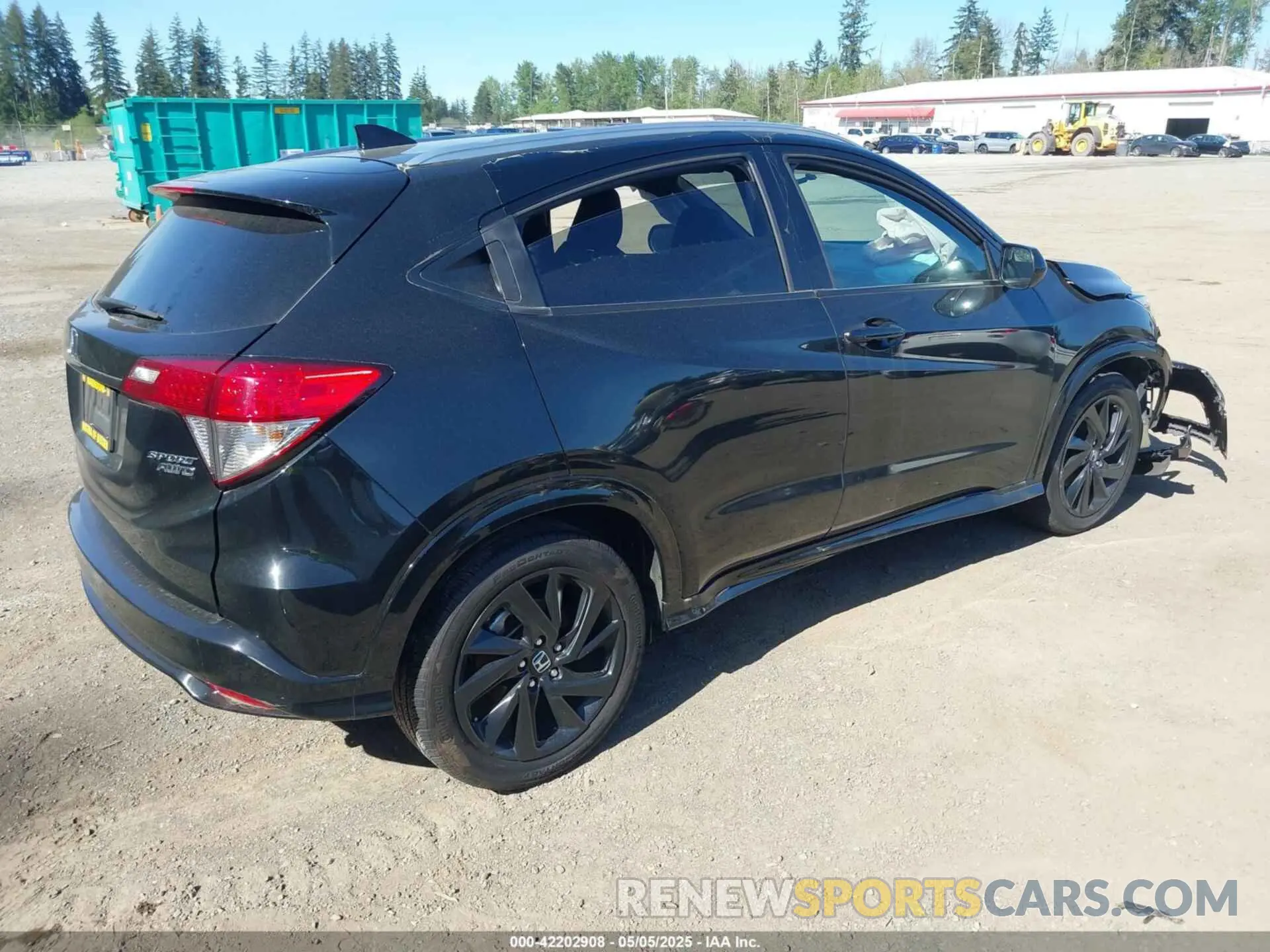 4 Photograph of a damaged car 3CZRU6H11NM731885 HONDA HR-V 2022