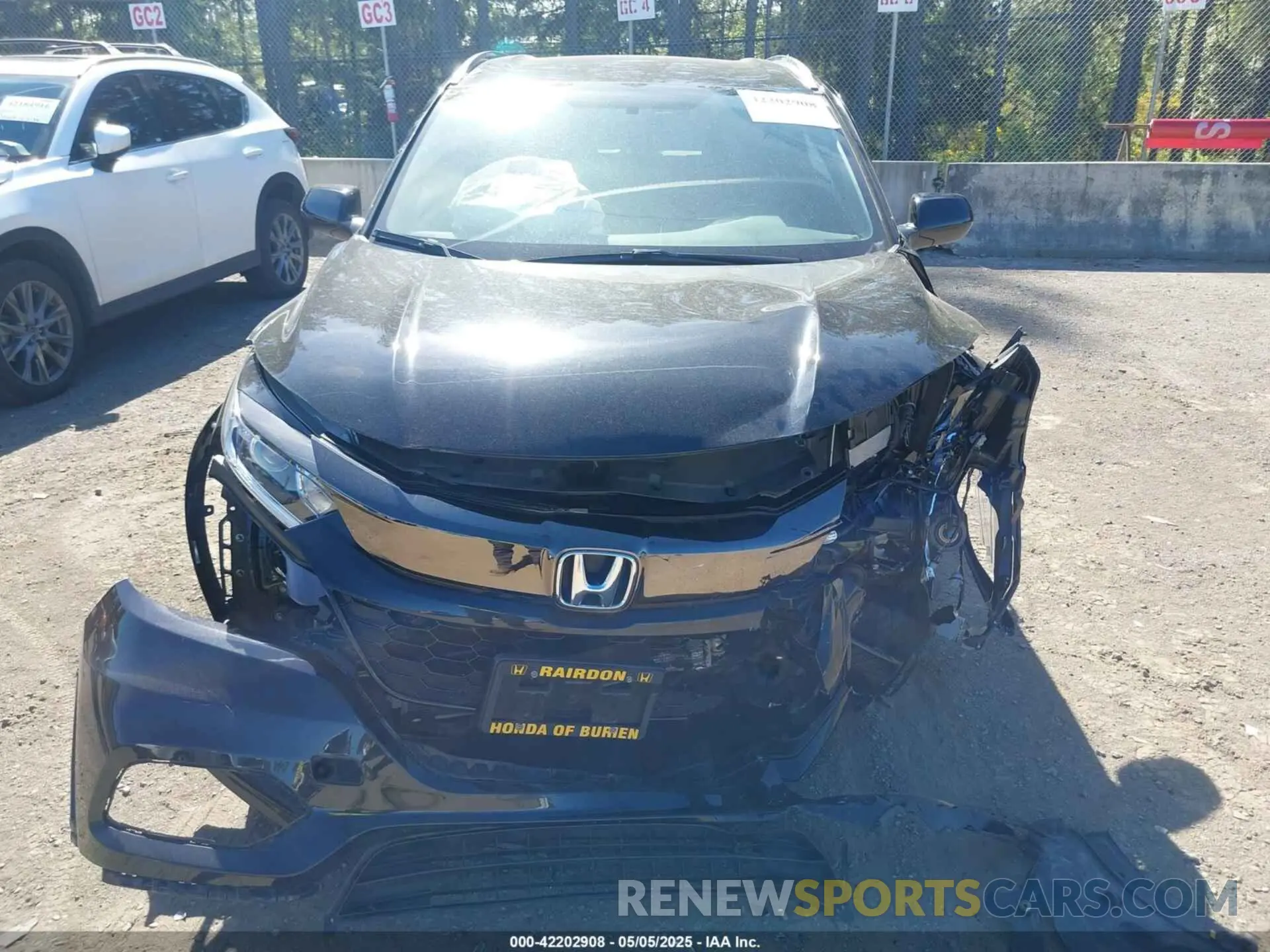 6 Photograph of a damaged car 3CZRU6H11NM731885 HONDA HR-V 2022