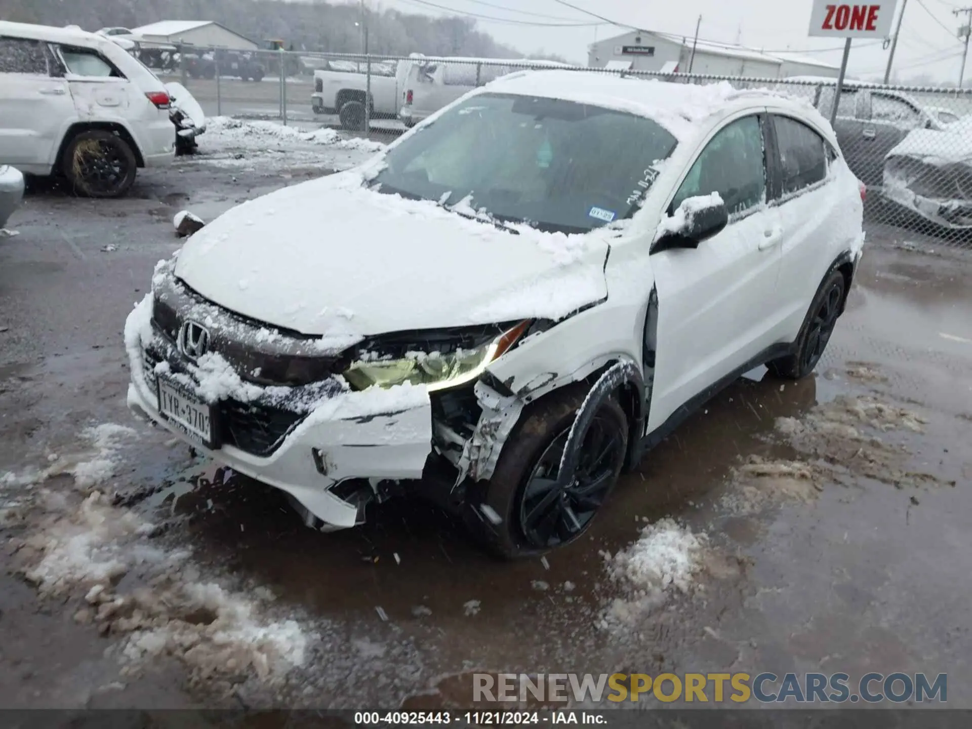 2 Photograph of a damaged car 3CZRU6H11NM751070 HONDA HR-V 2022