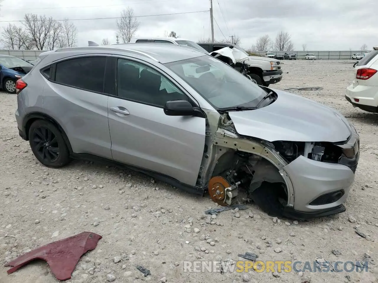 4 Photograph of a damaged car 3CZRU6H11NM751487 HONDA HR-V 2022