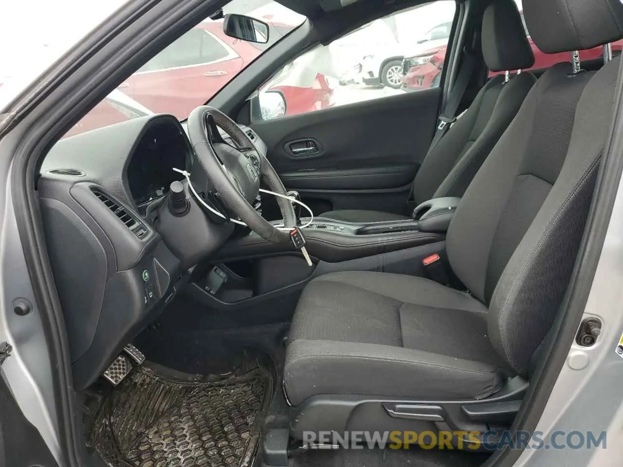 7 Photograph of a damaged car 3CZRU6H11NM751487 HONDA HR-V 2022