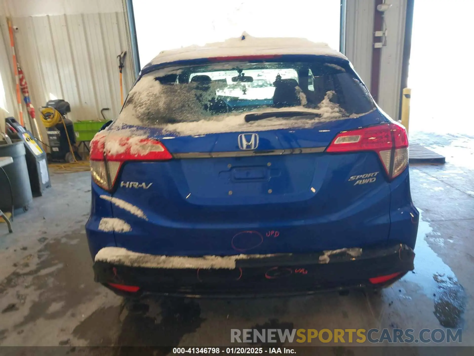 16 Photograph of a damaged car 3CZRU6H11NM757838 HONDA HR-V 2022