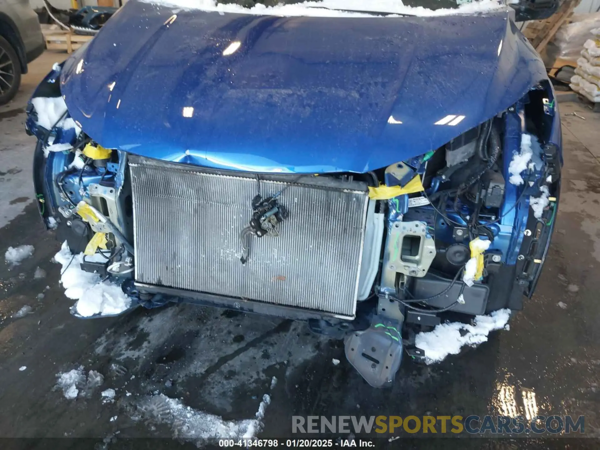 6 Photograph of a damaged car 3CZRU6H11NM757838 HONDA HR-V 2022