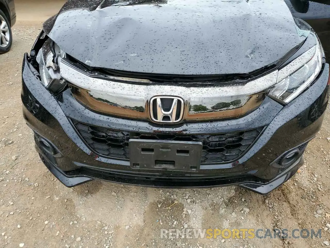 13 Photograph of a damaged car 3CZRU6H11NM765874 HONDA HR-V 2022