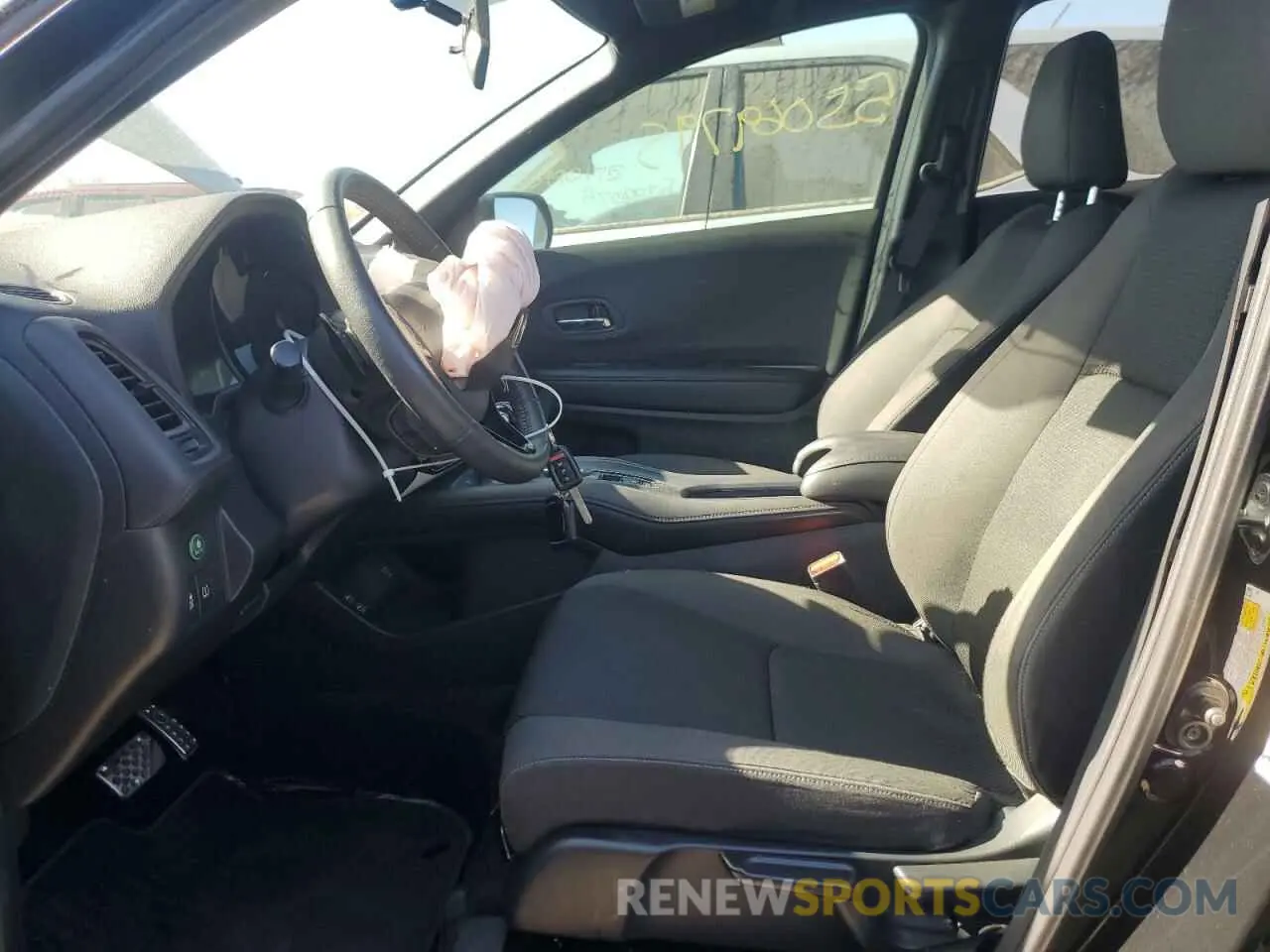 7 Photograph of a damaged car 3CZRU6H12NM714822 HONDA HR-V 2022
