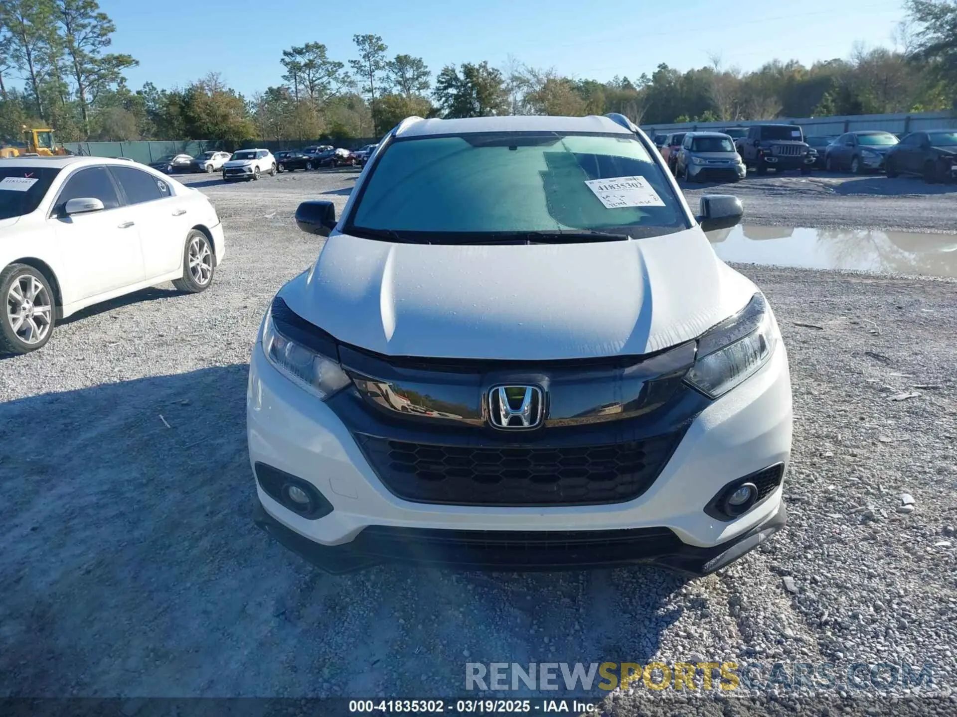13 Photograph of a damaged car 3CZRU6H13NM753175 HONDA HR-V 2022