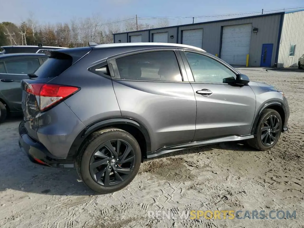 3 Photograph of a damaged car 3CZRU6H14NM744324 HONDA HR-V 2022