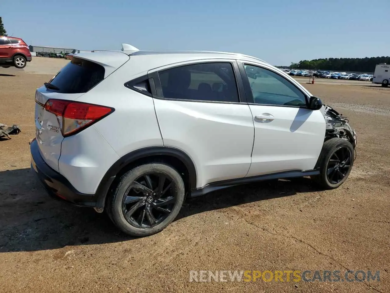 3 Photograph of a damaged car 3CZRU6H14NM769210 HONDA HR-V 2022