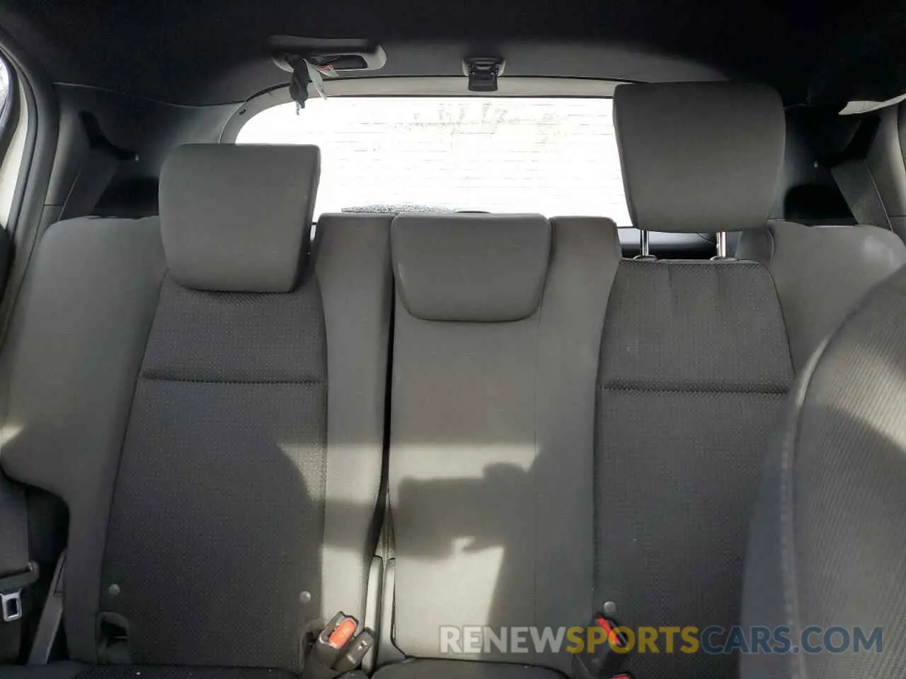 10 Photograph of a damaged car 3CZRU6H15NM756658 HONDA HR-V 2022