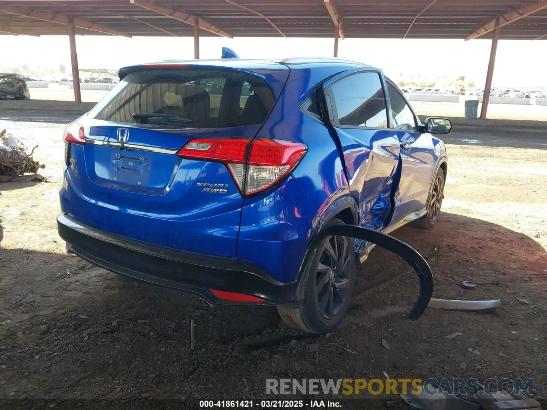 4 Photograph of a damaged car 3CZRU6H16NM710451 HONDA HR-V 2022