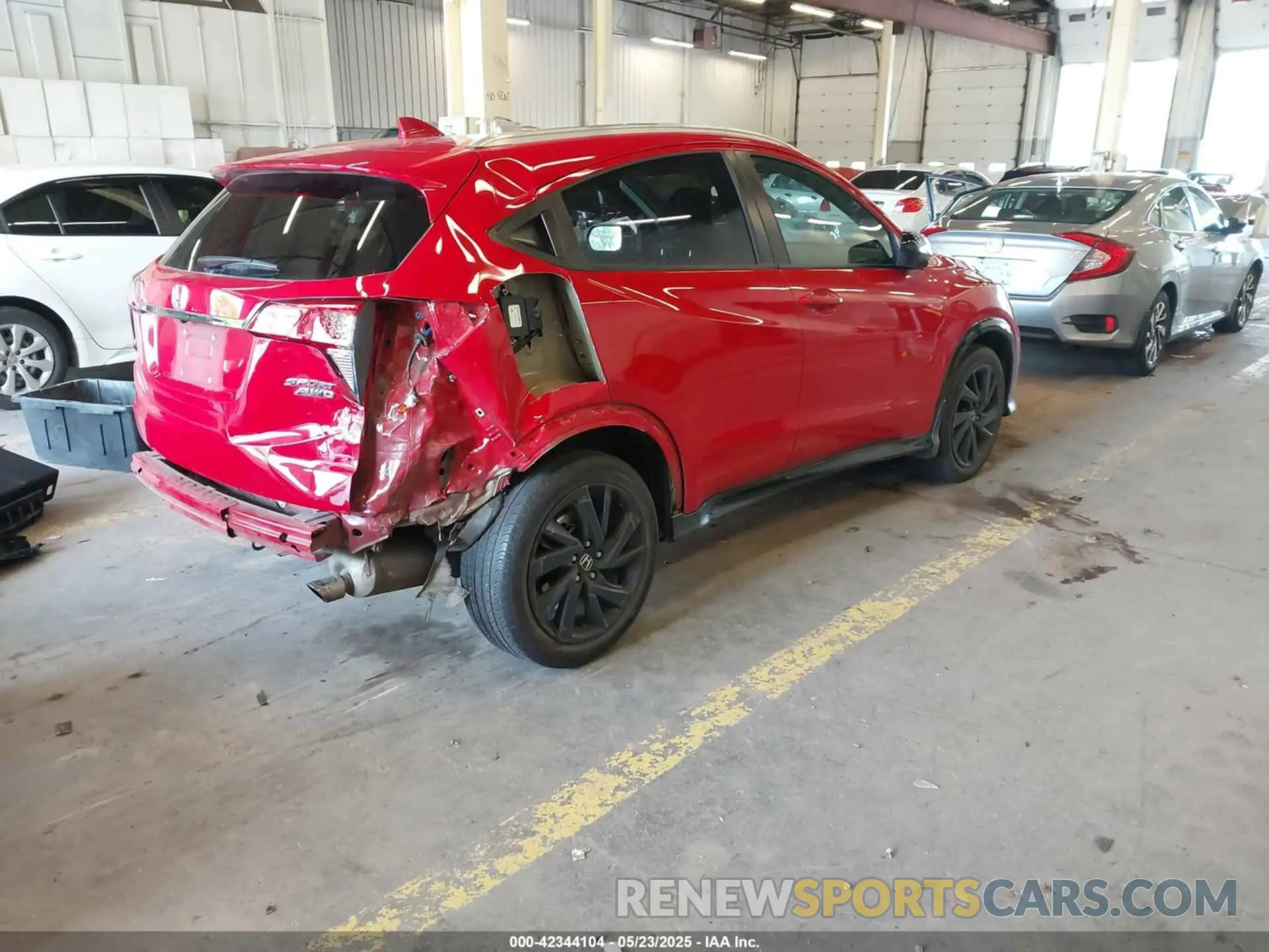 4 Photograph of a damaged car 3CZRU6H16NM731459 HONDA HR-V 2022