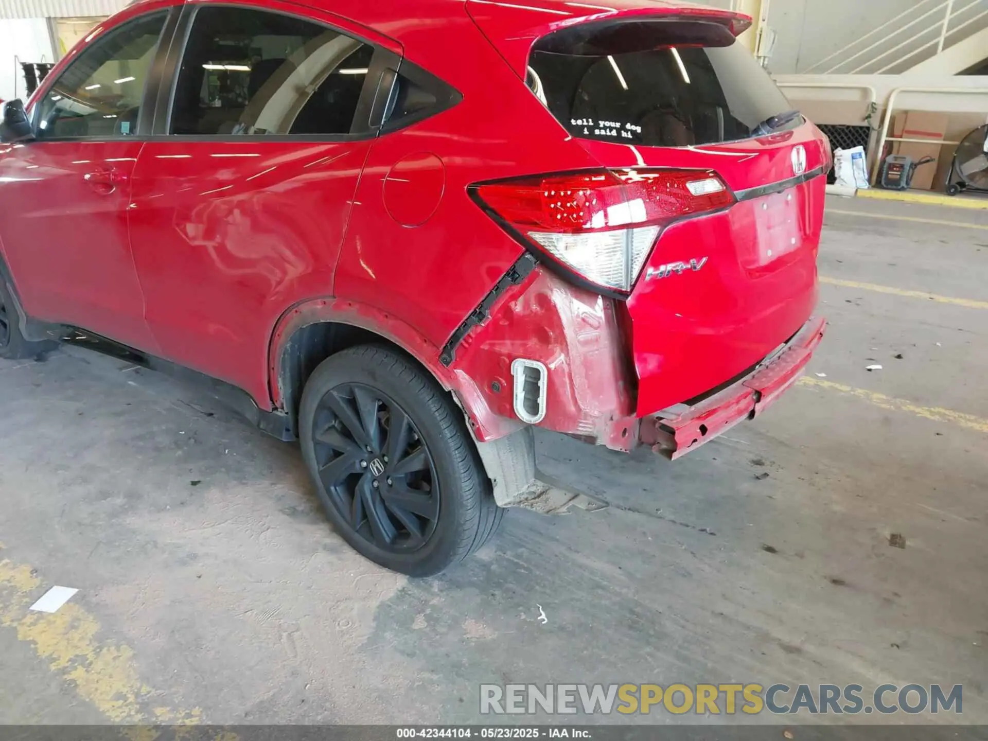 6 Photograph of a damaged car 3CZRU6H16NM731459 HONDA HR-V 2022