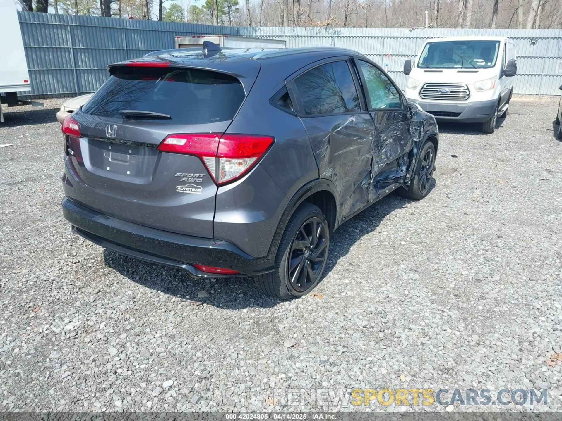 4 Photograph of a damaged car 3CZRU6H16NM775705 HONDA HR-V 2022