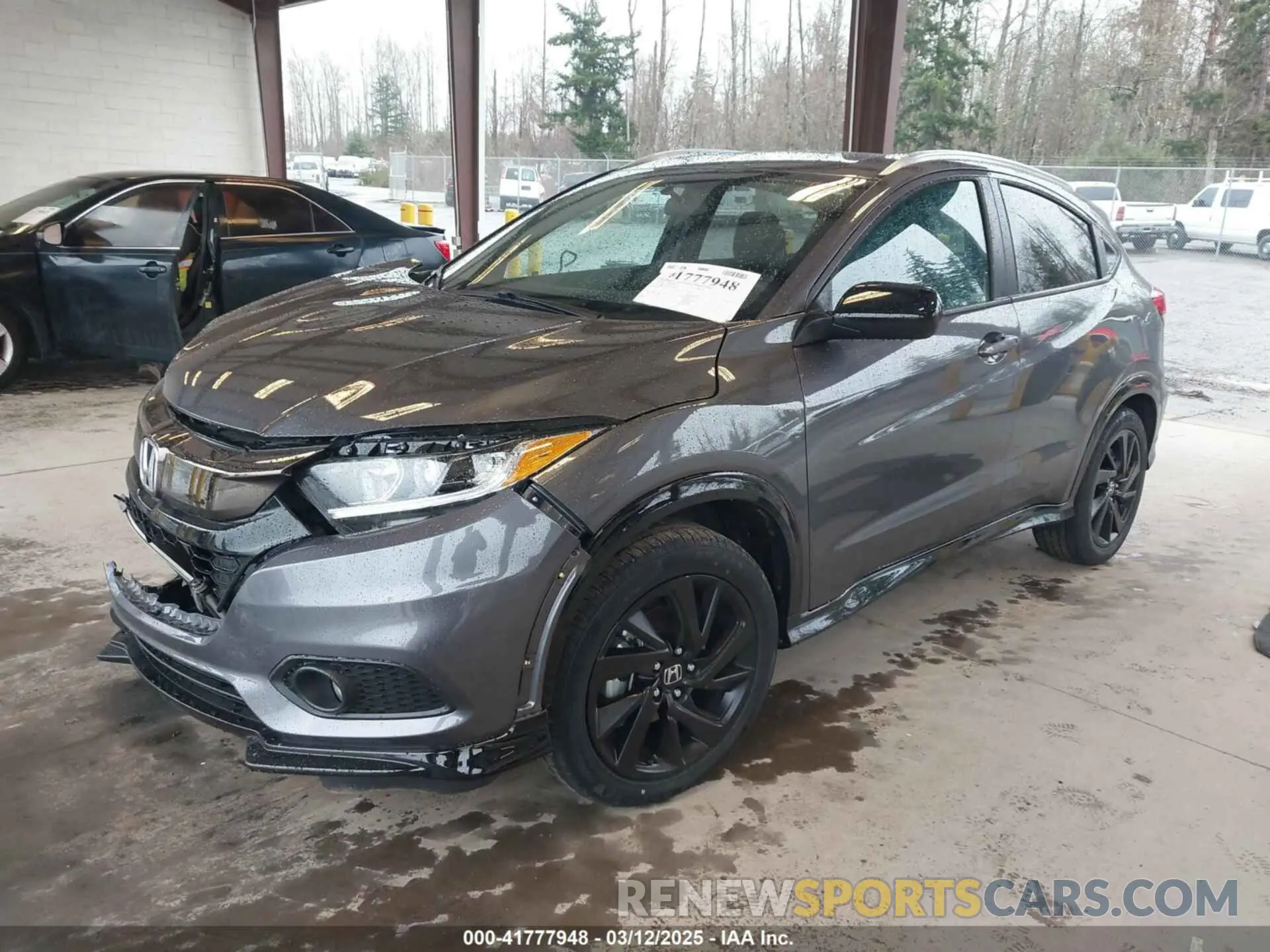 2 Photograph of a damaged car 3CZRU6H18NM739546 HONDA HR-V 2022