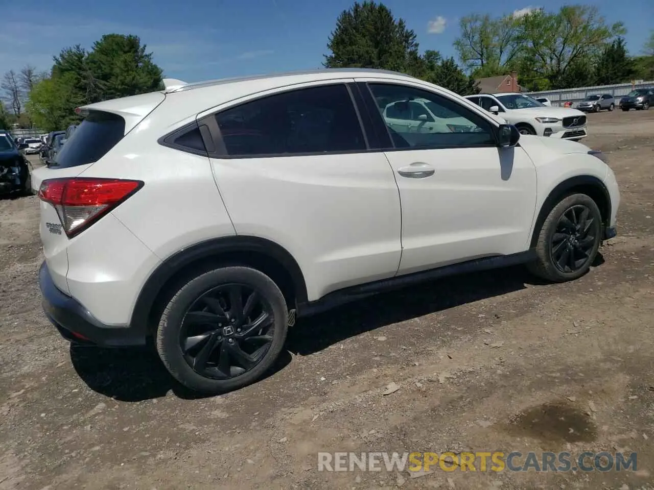 3 Photograph of a damaged car 3CZRU6H19NM762804 HONDA HR-V 2022