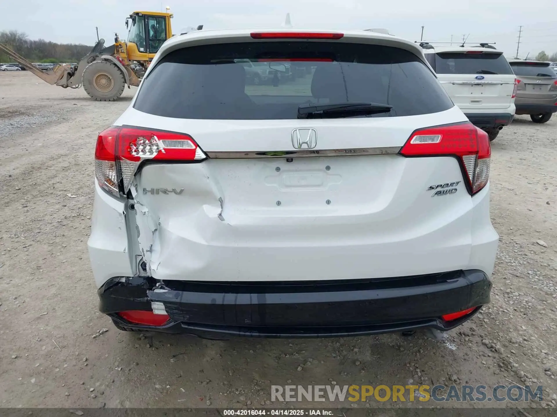 6 Photograph of a damaged car 3CZRU6H19NM763404 HONDA HR-V 2022