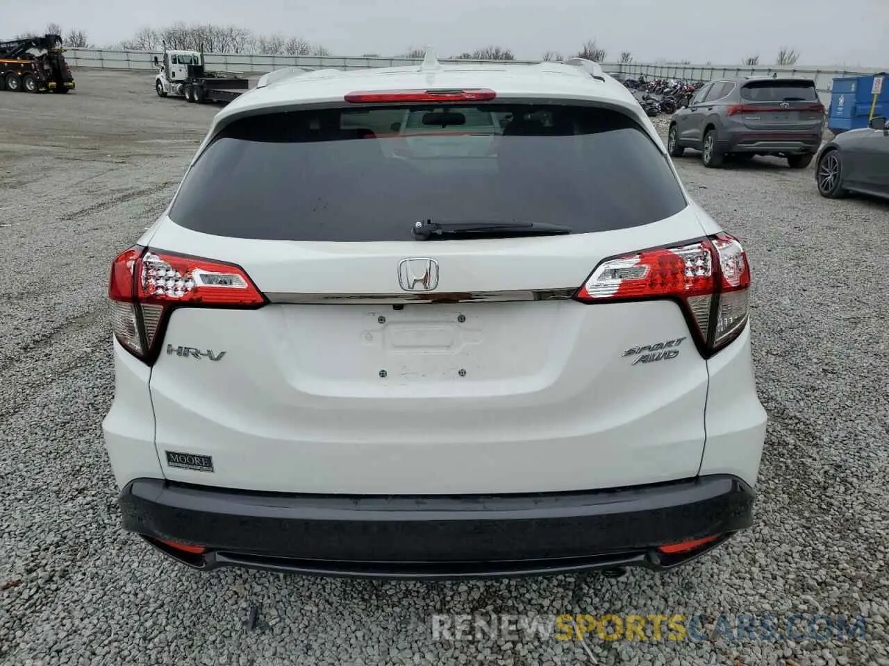 6 Photograph of a damaged car 3CZRU6H1XNM711635 HONDA HR-V 2022