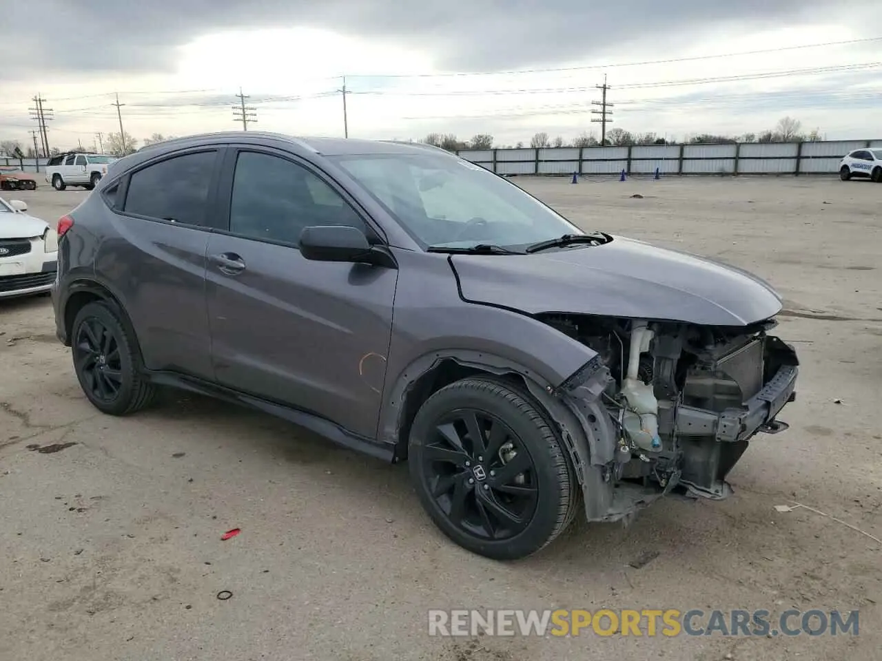 4 Photograph of a damaged car 3CZRU6H1XNM734008 HONDA HR-V 2022