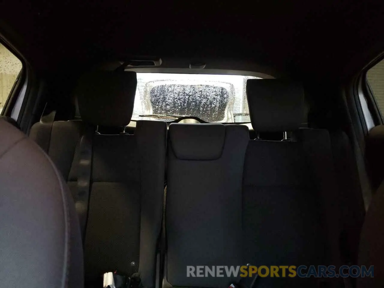 10 Photograph of a damaged car 3CZRU6H1XNM736065 HONDA HR-V 2022