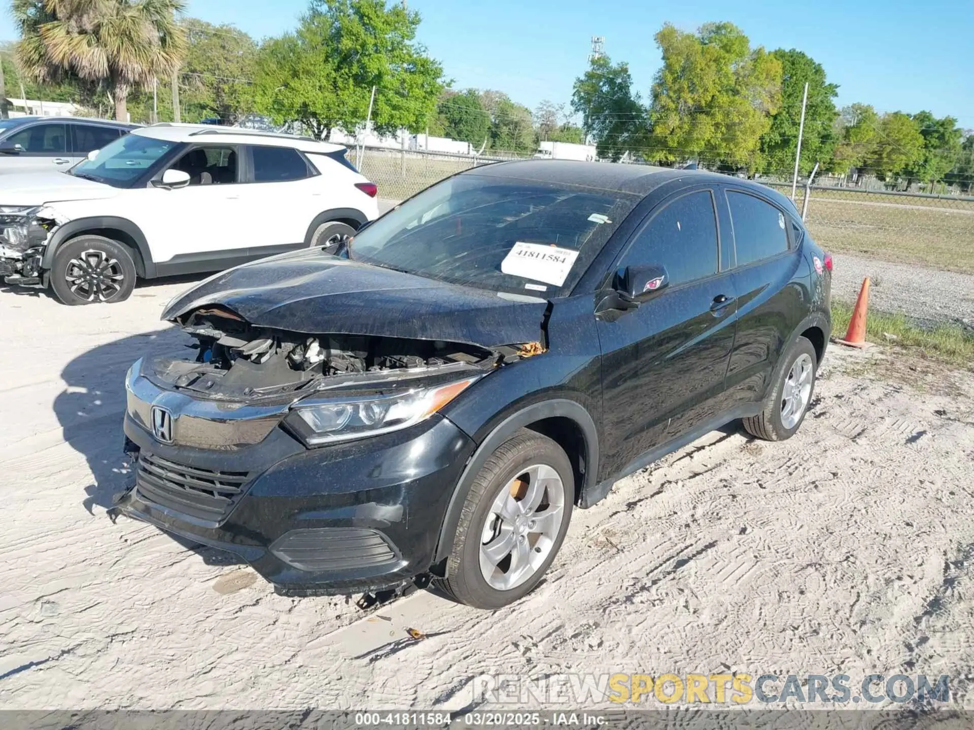 2 Photograph of a damaged car 3CZRU6H30NM700757 HONDA HR-V 2022