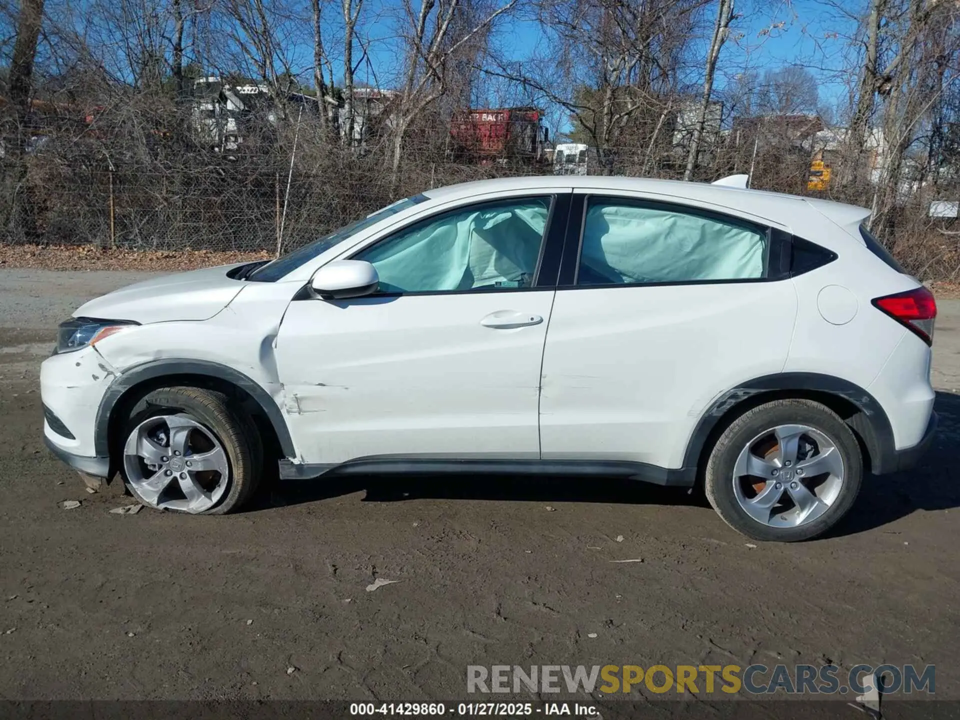 13 Photograph of a damaged car 3CZRU6H30NM732687 HONDA HR-V 2022