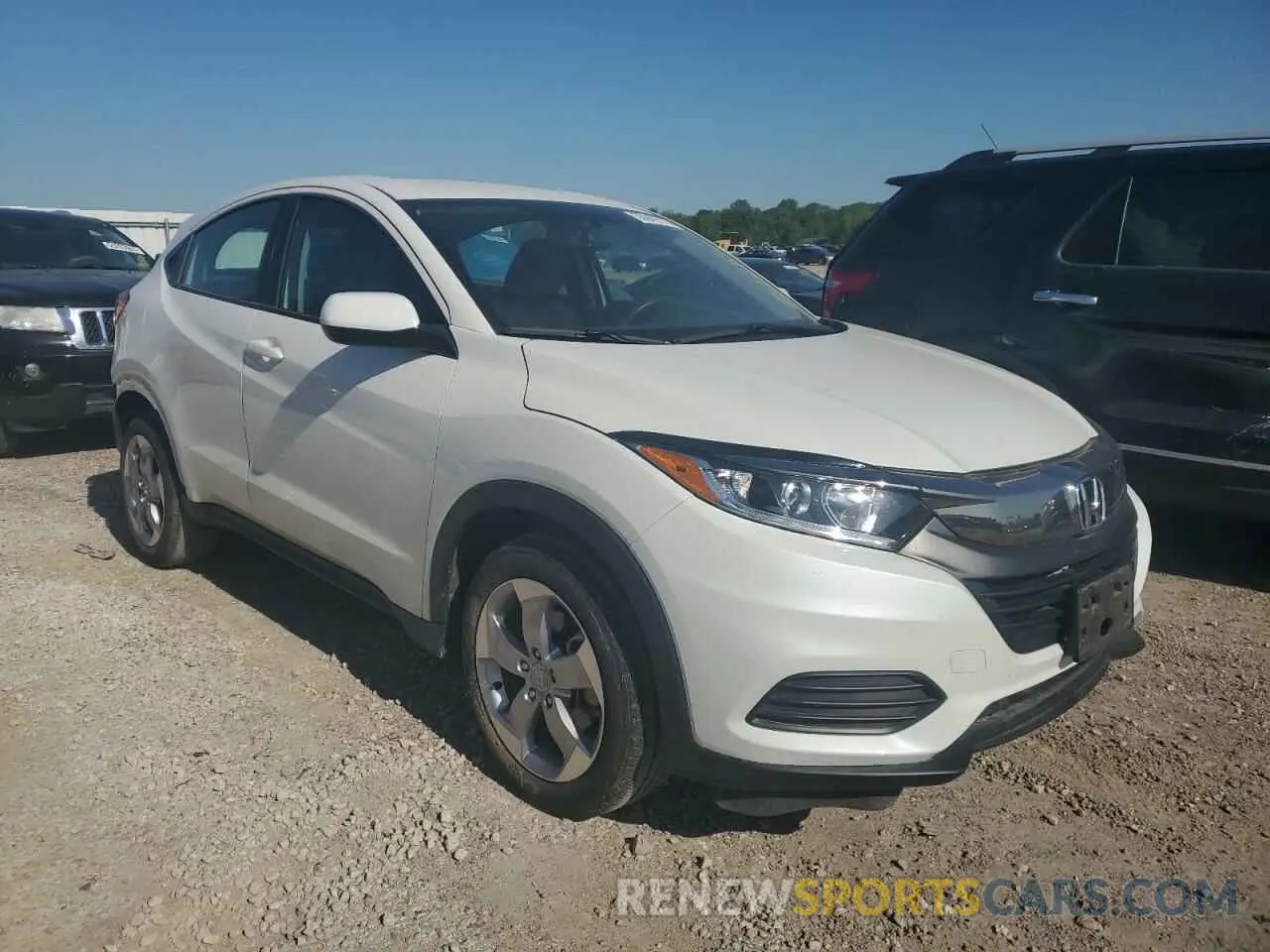 4 Photograph of a damaged car 3CZRU6H30NM763034 HONDA HR-V 2022