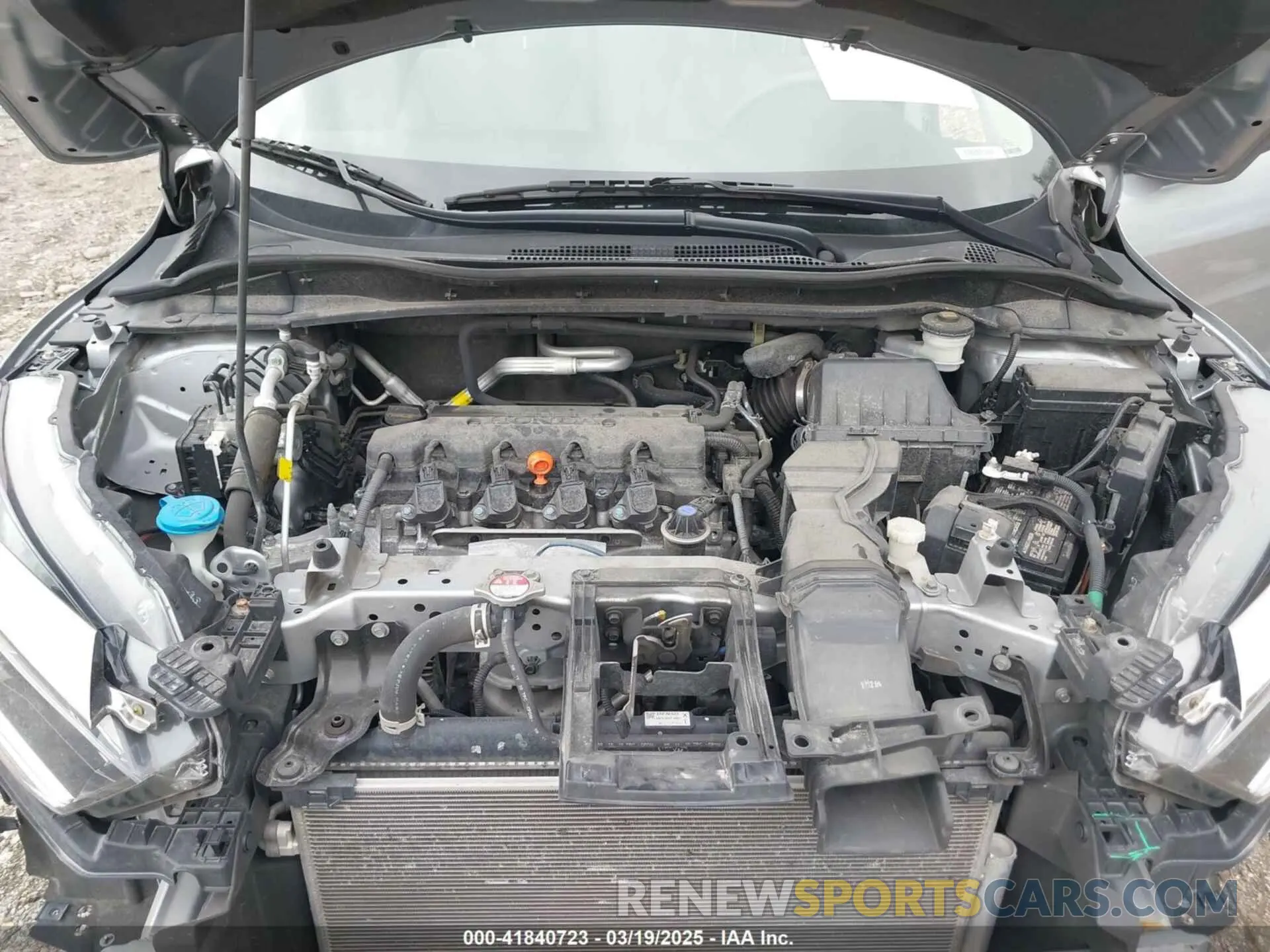 10 Photograph of a damaged car 3CZRU6H31NM701089 HONDA HR-V 2022