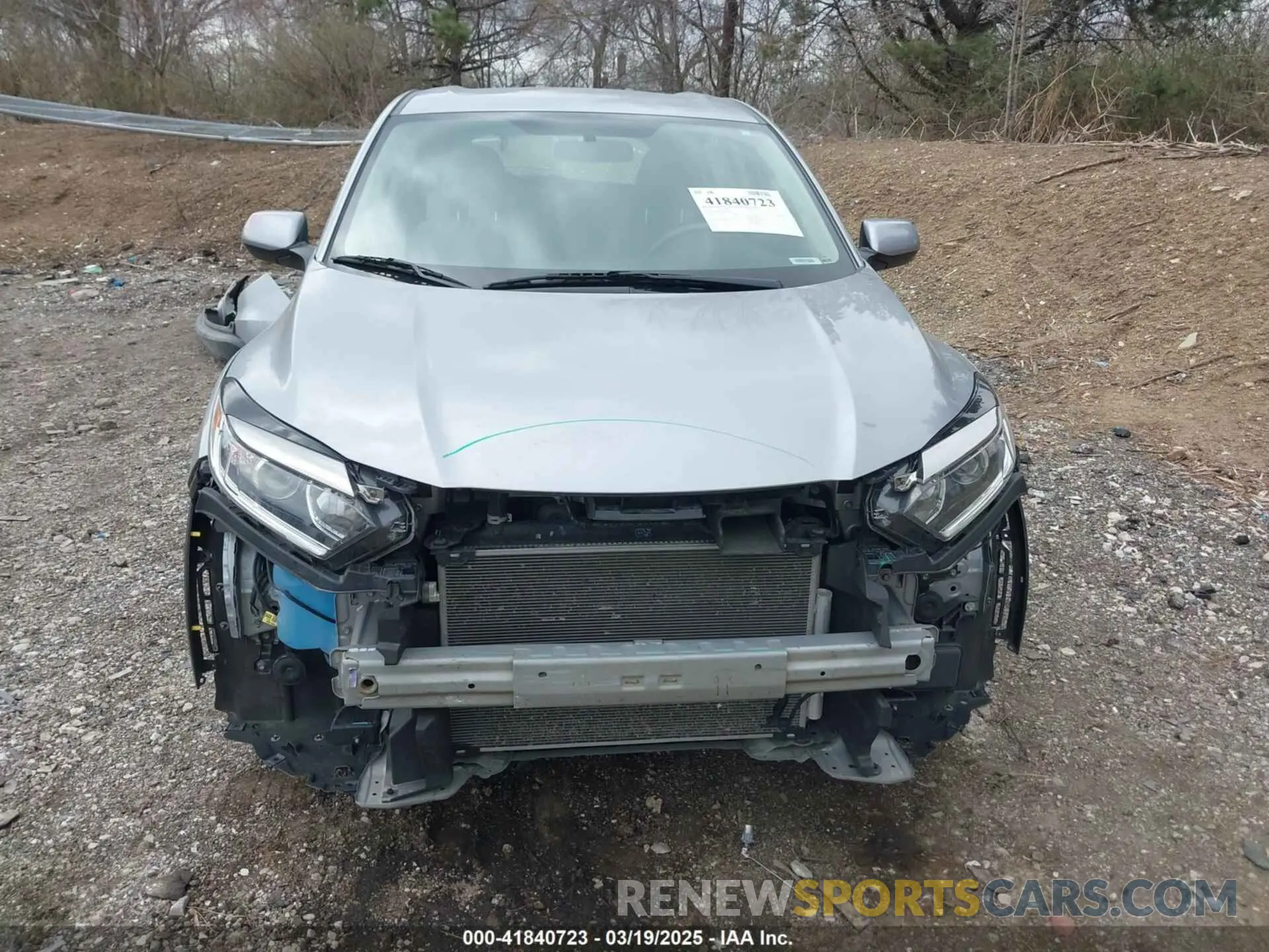 13 Photograph of a damaged car 3CZRU6H31NM701089 HONDA HR-V 2022