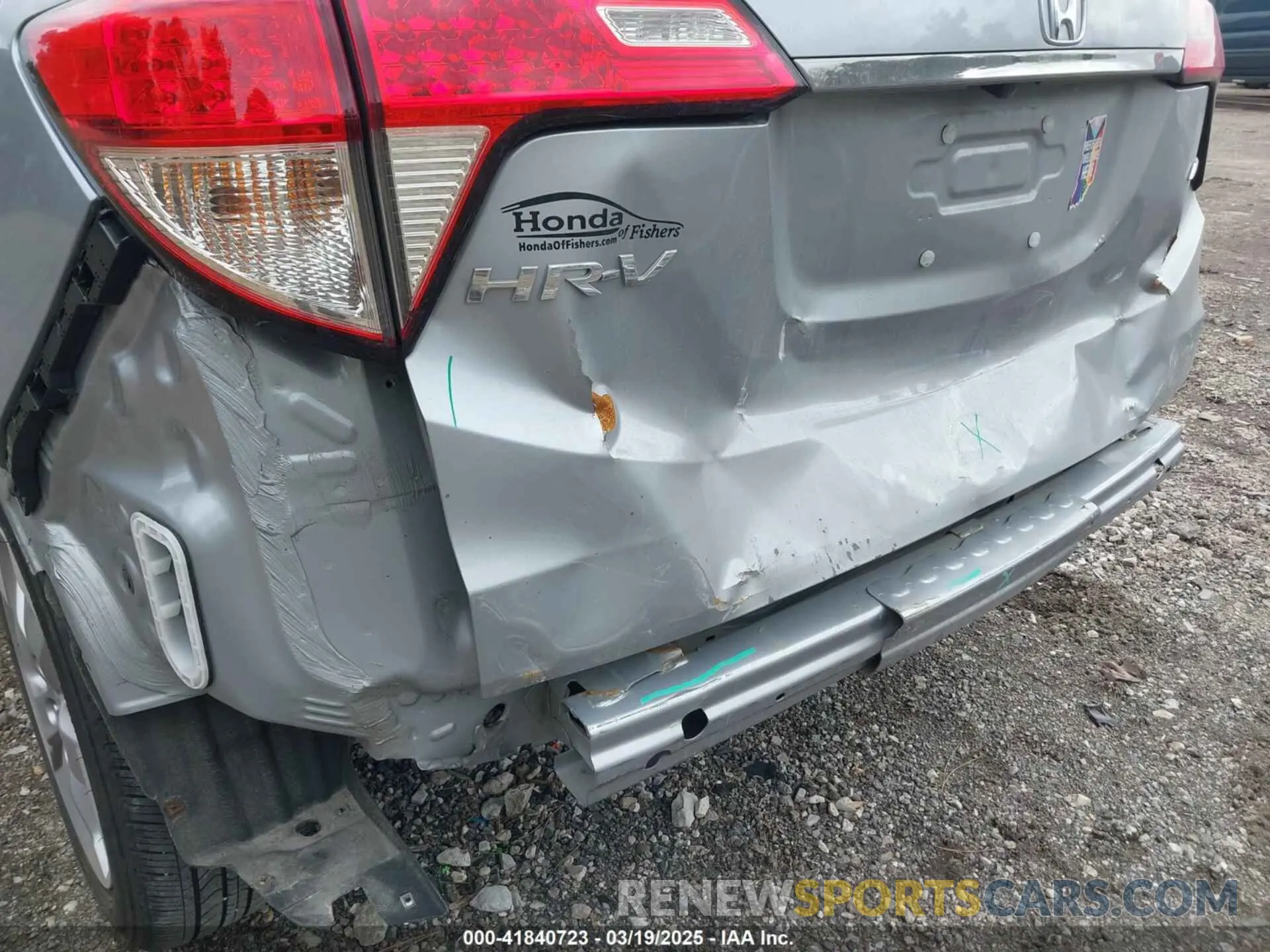 6 Photograph of a damaged car 3CZRU6H31NM701089 HONDA HR-V 2022