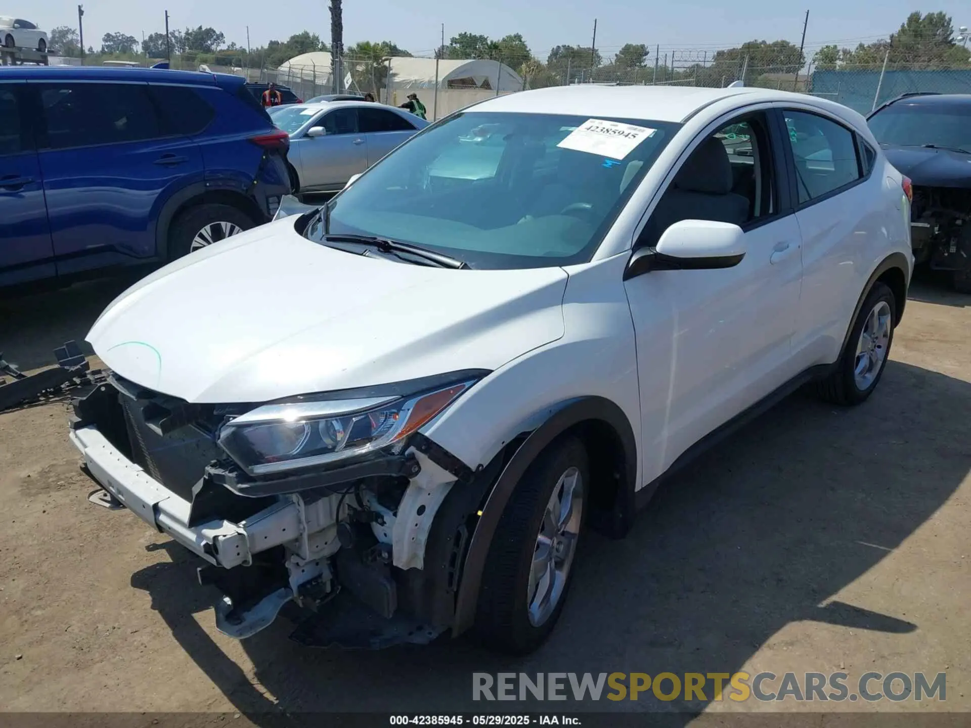 2 Photograph of a damaged car 3CZRU6H31NM702792 HONDA HR-V 2022