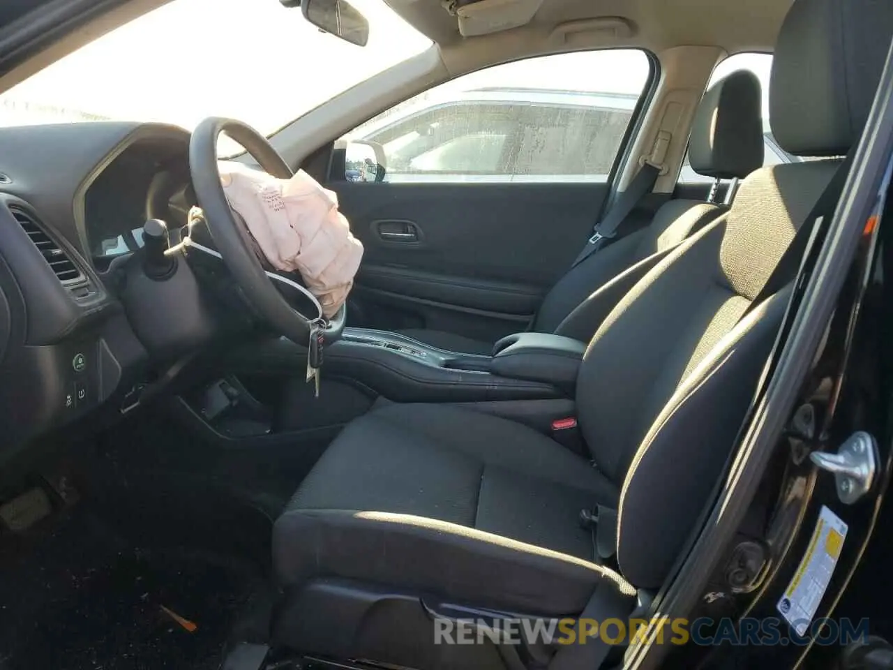 7 Photograph of a damaged car 3CZRU6H31NM736568 HONDA HR-V 2022