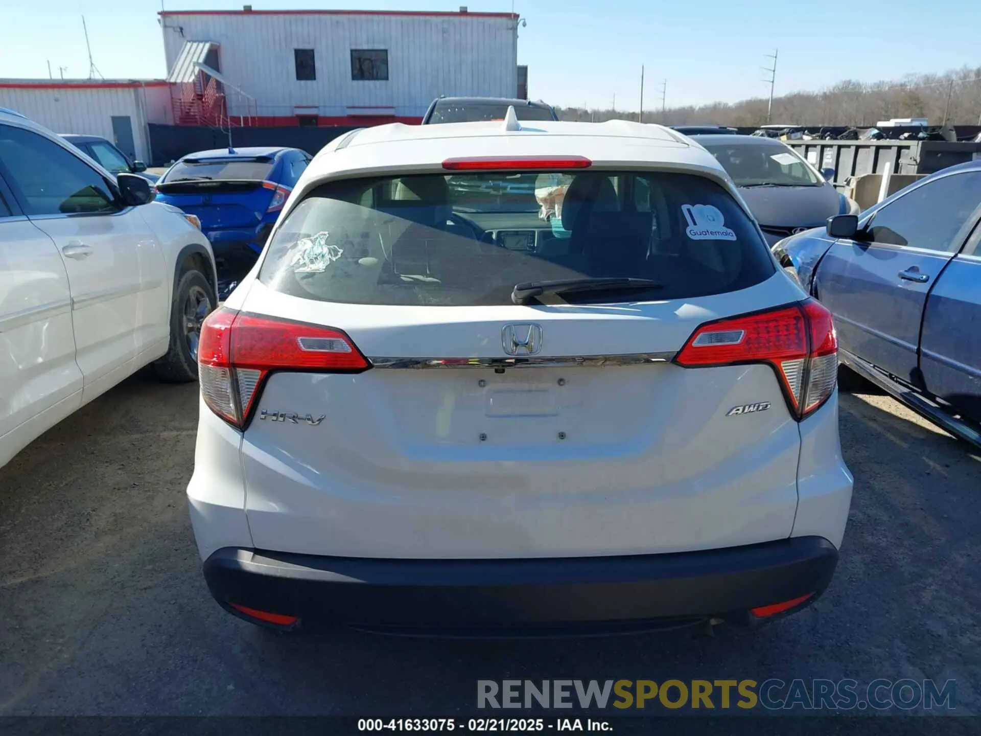 16 Photograph of a damaged car 3CZRU6H31NM768923 HONDA HR-V 2022