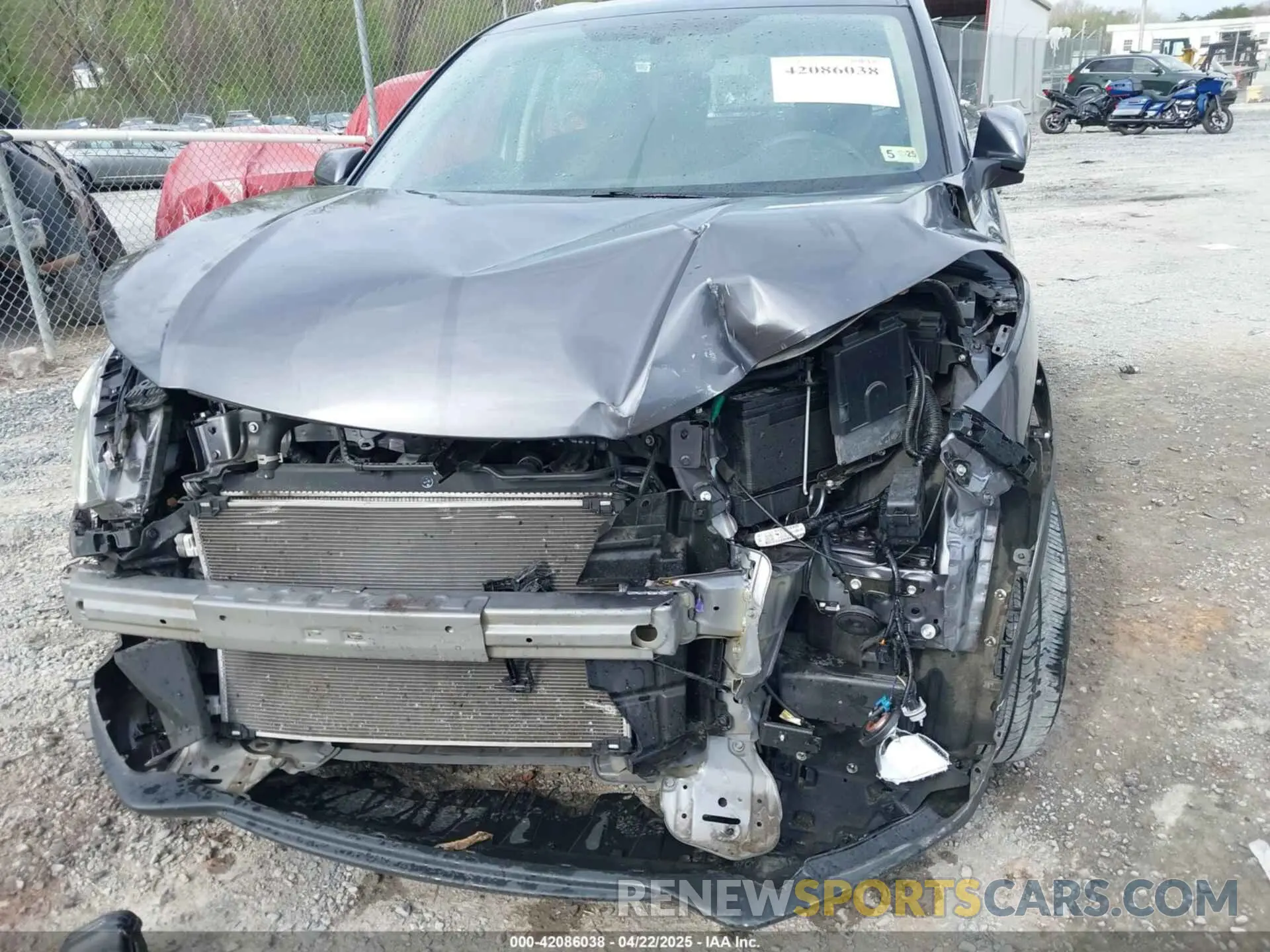 6 Photograph of a damaged car 3CZRU6H32NM753749 HONDA HR-V 2022