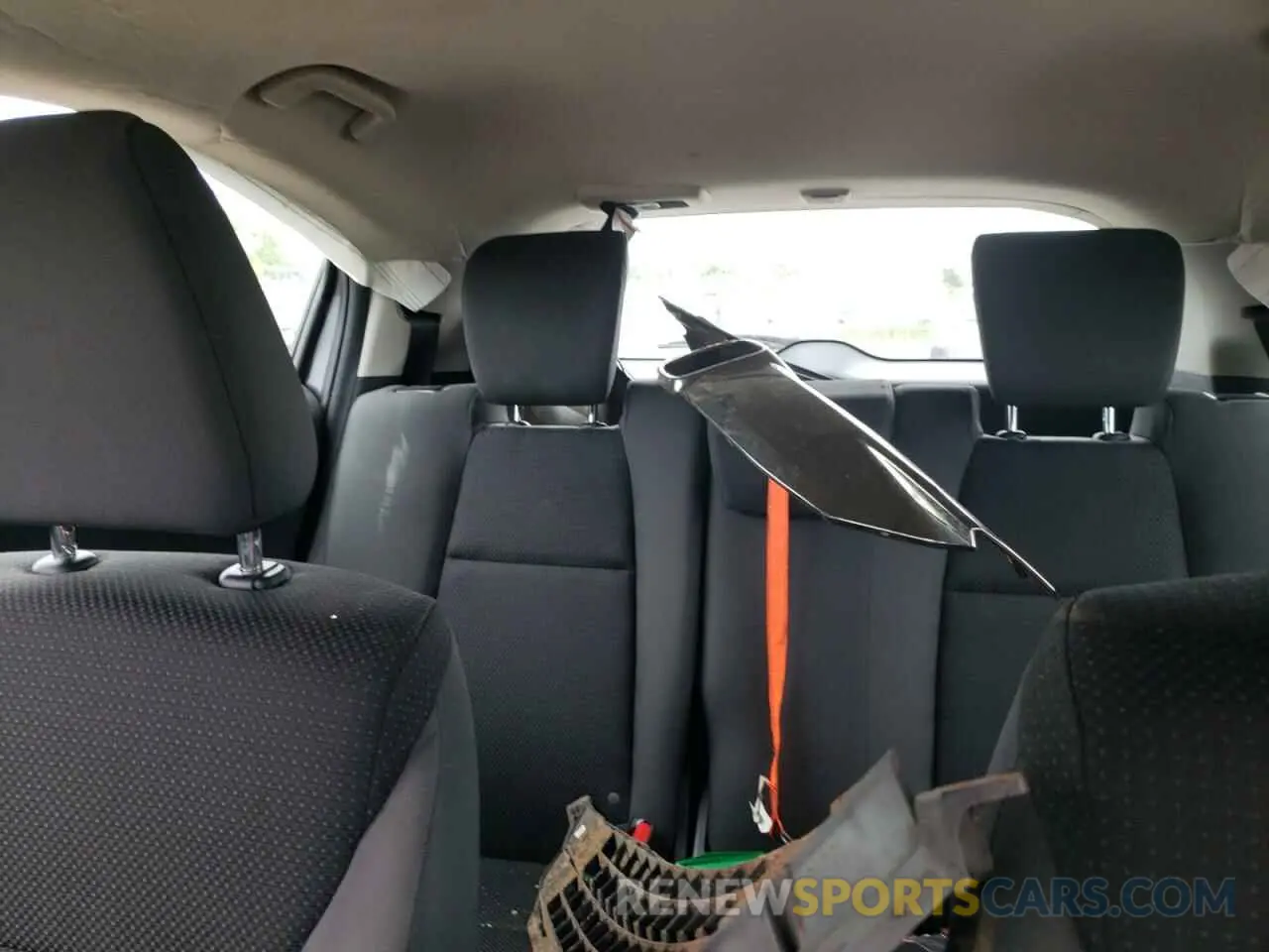 10 Photograph of a damaged car 3CZRU6H32NM757090 HONDA HR-V 2022