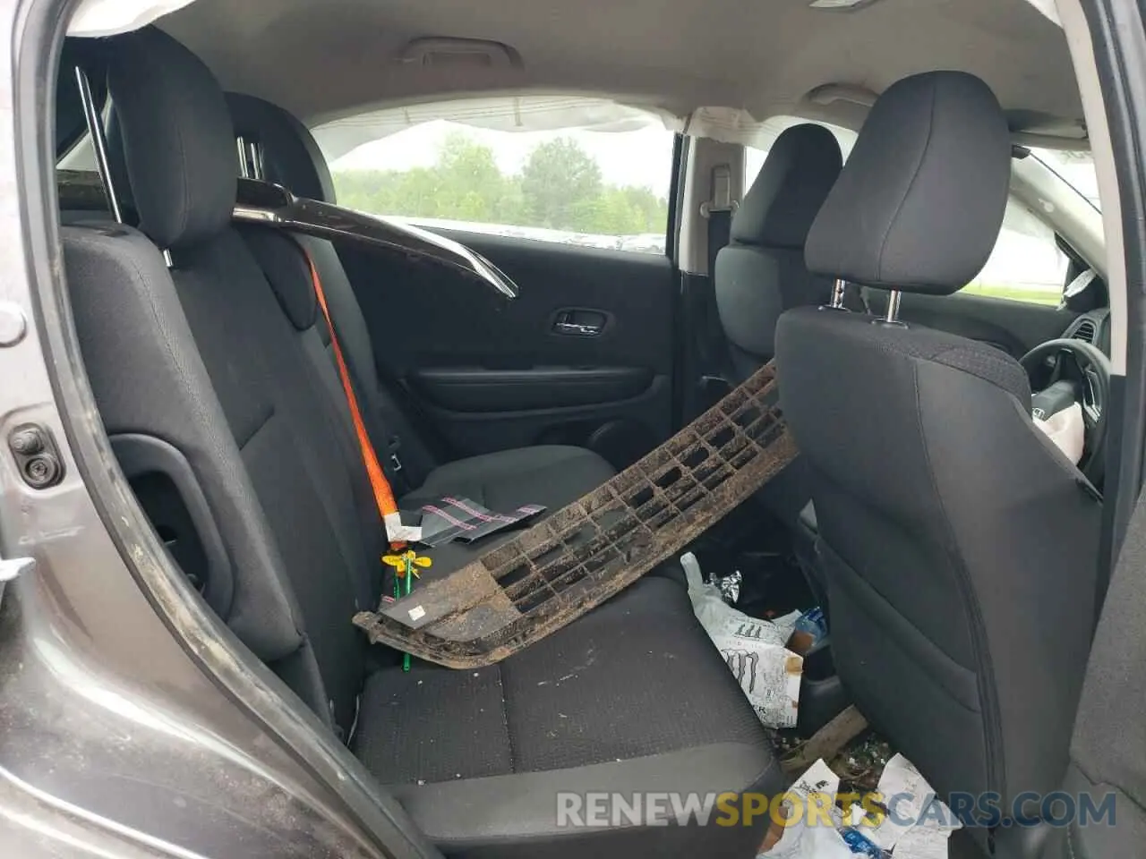 11 Photograph of a damaged car 3CZRU6H32NM757090 HONDA HR-V 2022