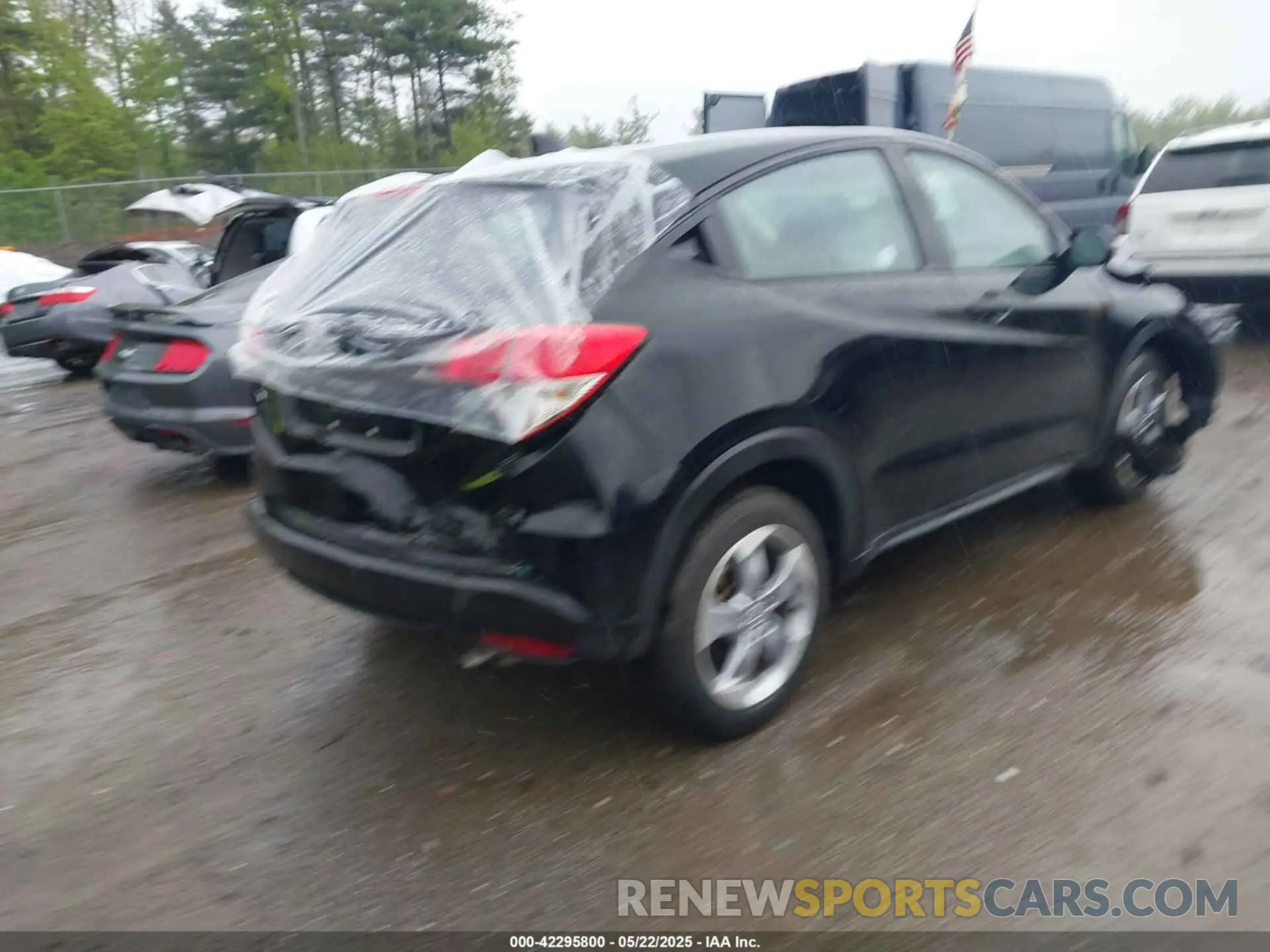 12 Photograph of a damaged car 3CZRU6H33NM770916 HONDA HR-V 2022